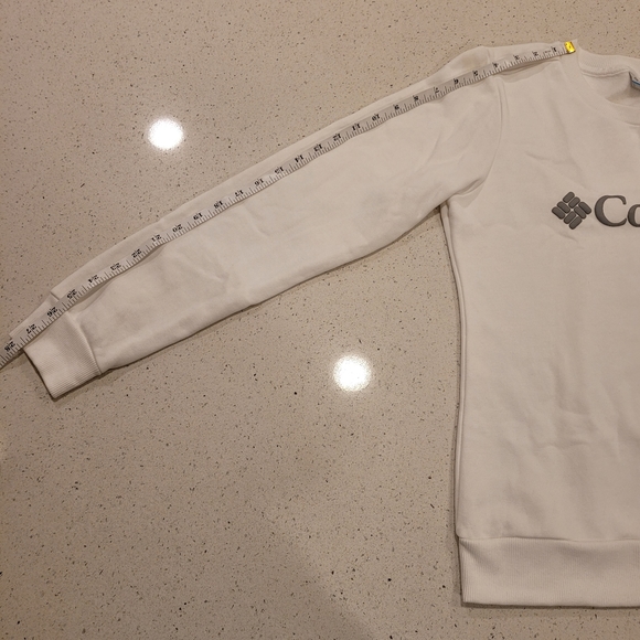Columbia Women’s White Sweater Size S - Picture 2 of 5